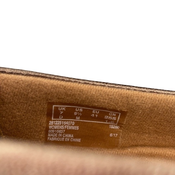 Clarks Collections Loafers 15260 Brown Flat Slip On Shoes Gold Metallic Size 9.5 - Picture 8 of 9